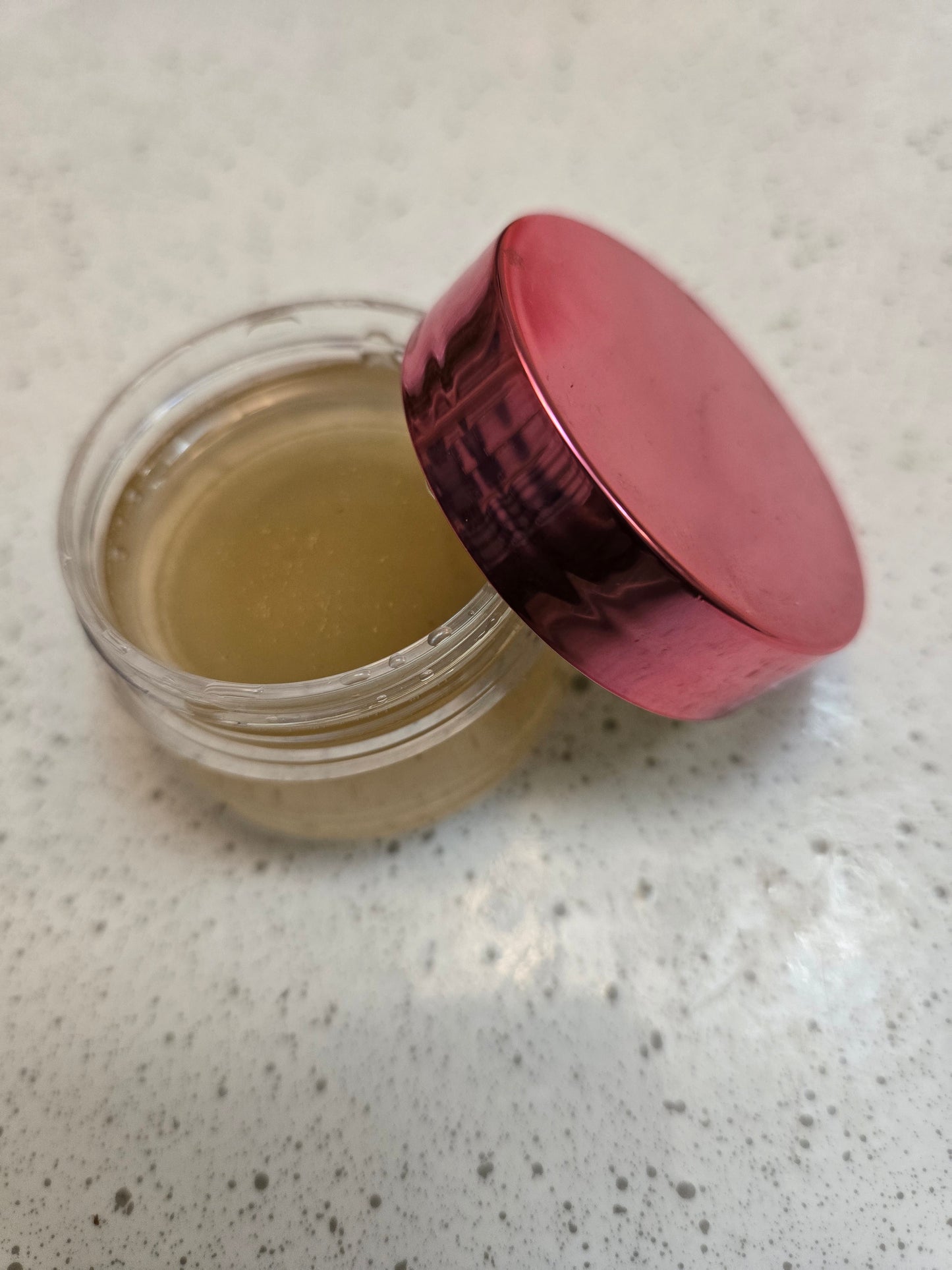 Lip scrub